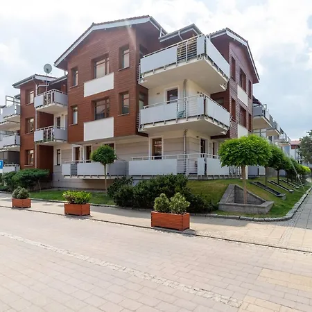 Victus Apartamenty, Lighthouse